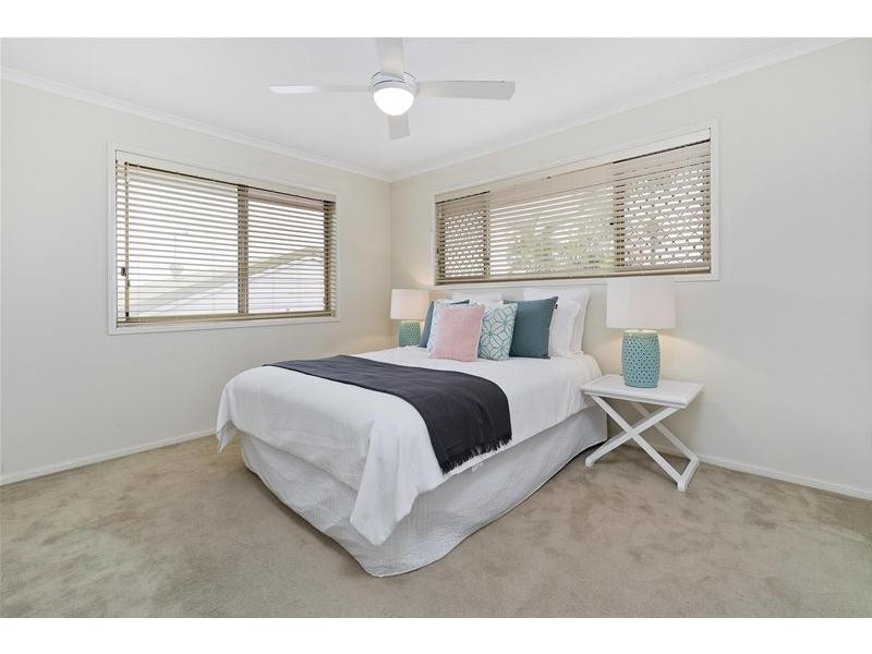 42 Daniel Drive, Albany Creek QLD 4035