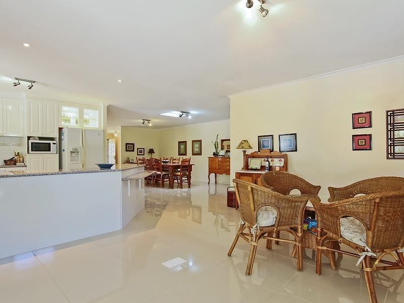 5 Downey Court, Albany Creek QLD 4035