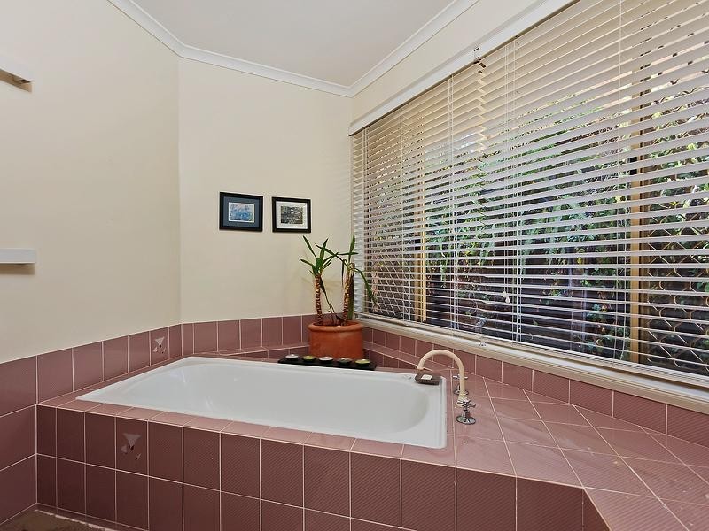 5 Downey Court, Albany Creek QLD 4035