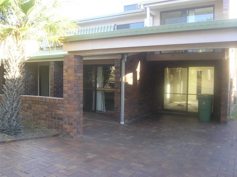 17 Strathford Avenue, Albany Creek QLD 4035