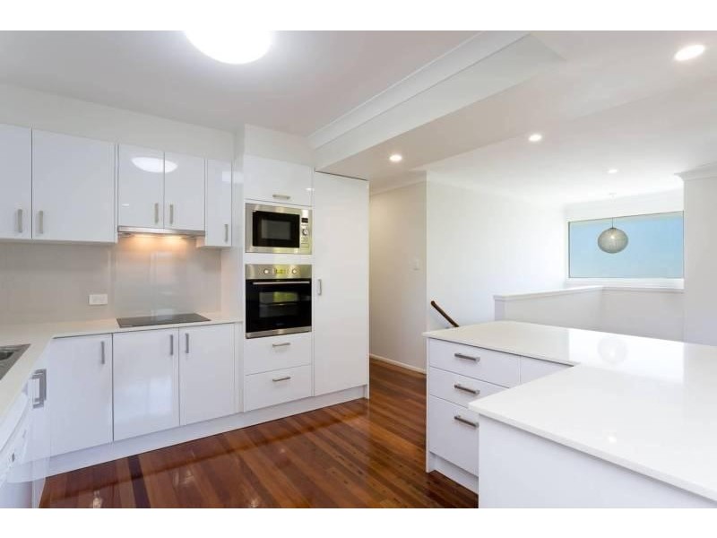 15 Cuthbert Street, Albany Creek QLD 4035