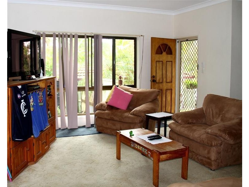 22 Flamingo Drive, Albany Creek QLD 4035