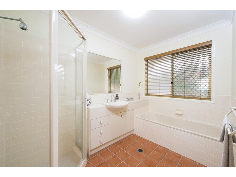 7 Jonquil Court, Albany Creek QLD 4035