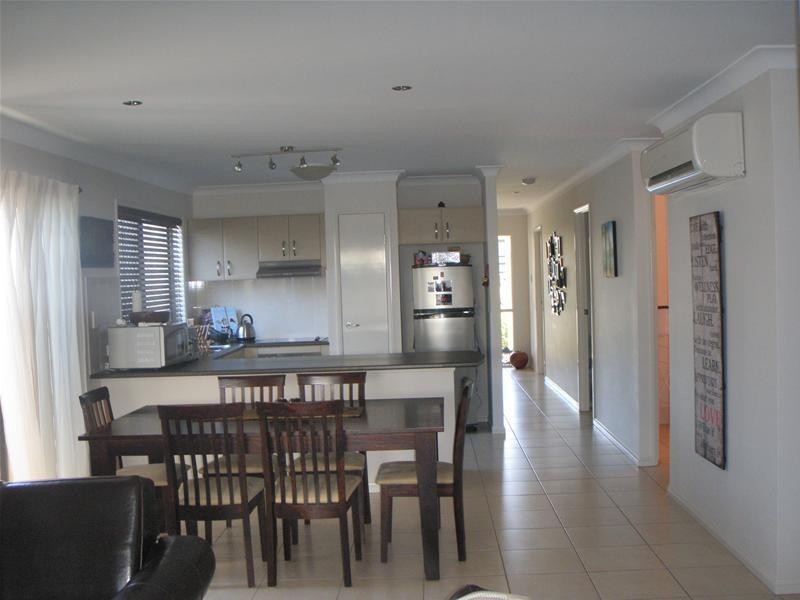 8 Schukow Court, Warner QLD 4500