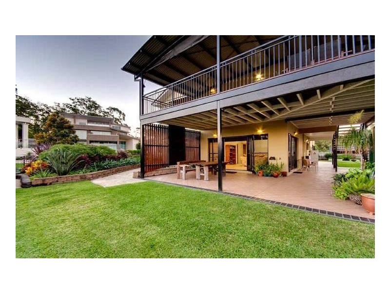 26 Yarraman Street, Arana Hills QLD 4054