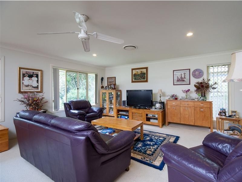 5 Brian Morrison Drive, Albany Creek QLD 4035