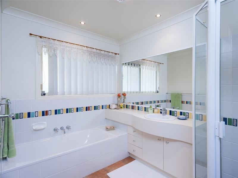 5 Brian Morrison Drive, Albany Creek QLD 4035