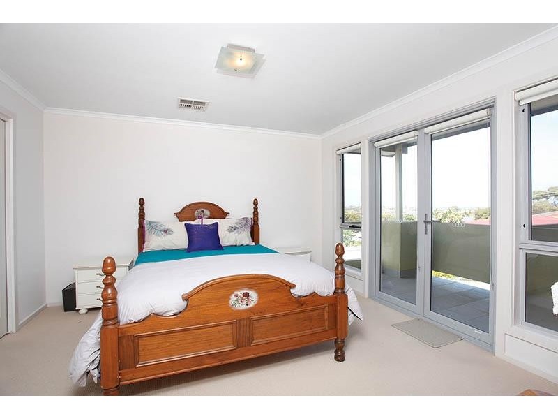 2 Passmore Avenue, Port Noarlunga SA 5167
