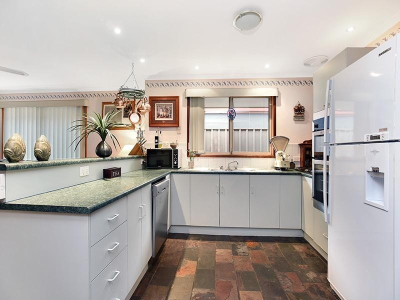 4 Nassau Court, Seaford Rise SA 5169