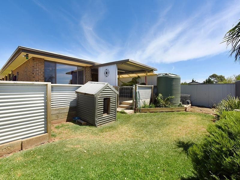 19 Aberdeen Street, Sellicks Beach SA 5174