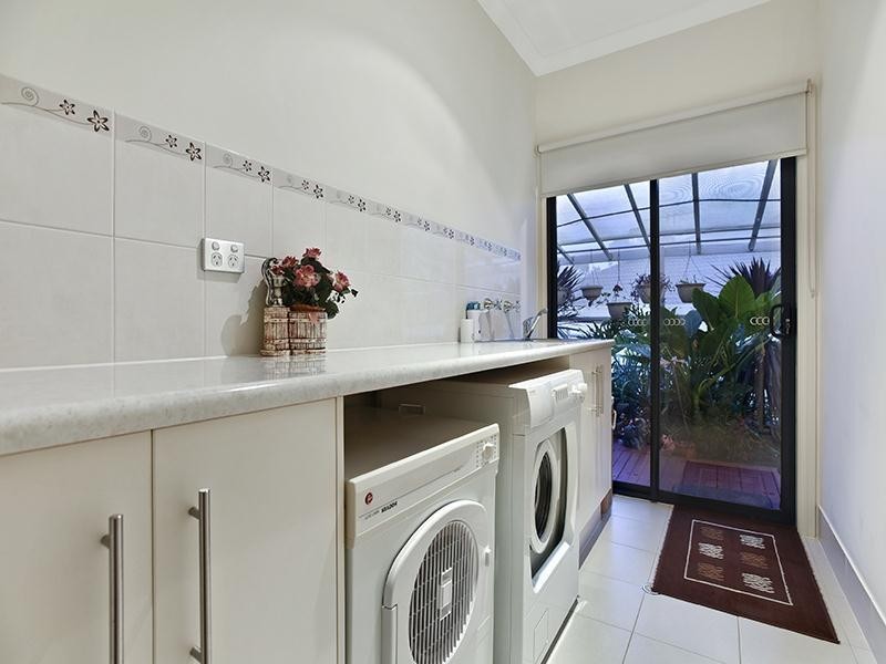 66 George Francis Drive, Mount Compass SA 5210