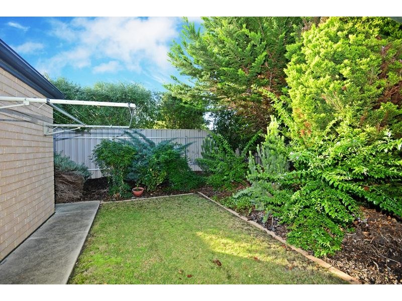 4 Mundulla Avenue, Woodcroft SA 5162