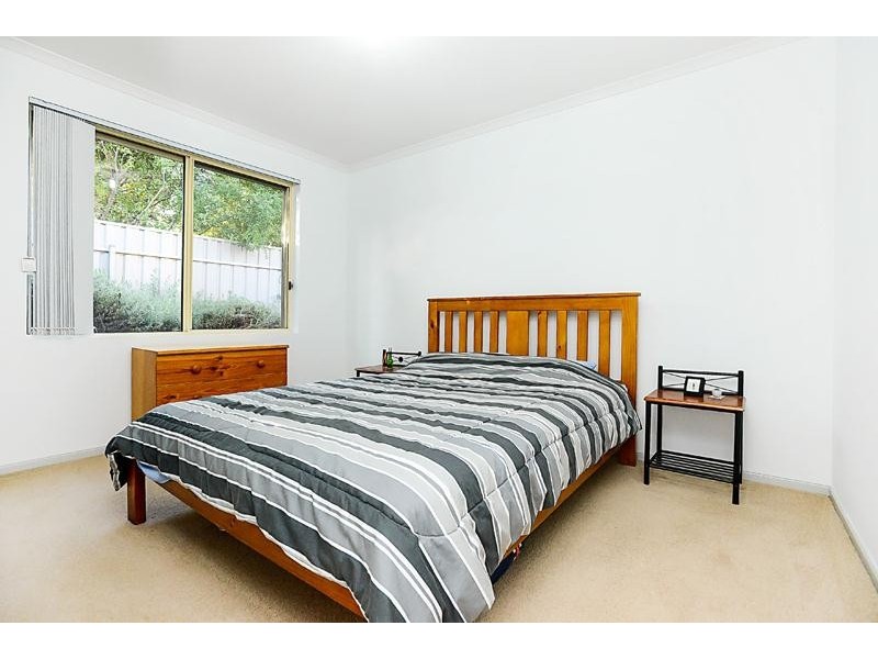 4 Mundulla Avenue, Woodcroft SA 5162