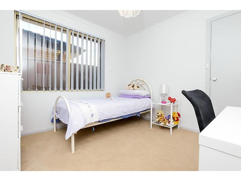 4 Mundulla Avenue, Woodcroft SA 5162