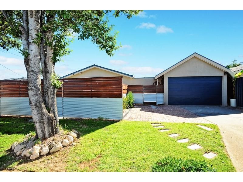 49 Nedland Crescent, Port Noarlunga South SA 5167