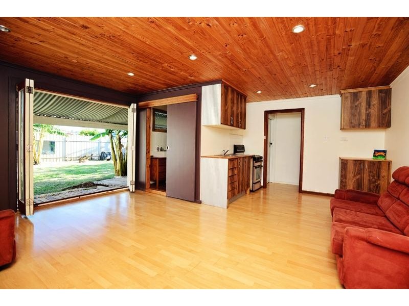 49 Nedland Crescent, Port Noarlunga South SA 5167