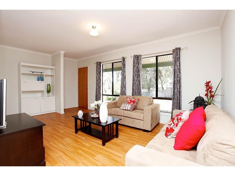 14a Griffiths Drive, Moana SA 5169