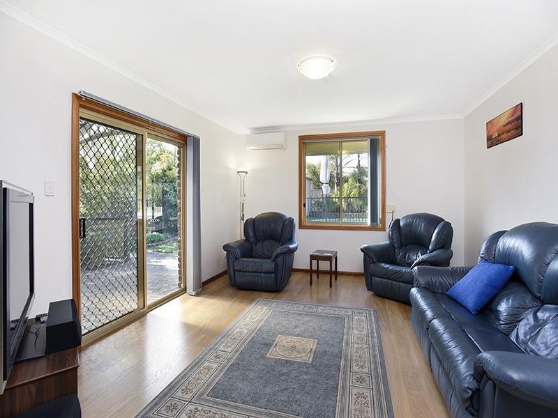 7 Elberry Close, Moana SA 5169