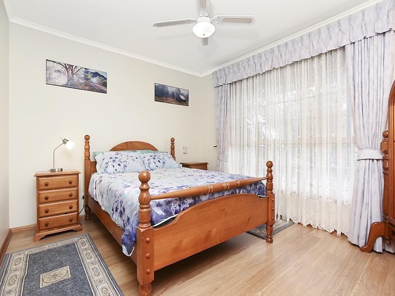 7 Elberry Close, Moana SA 5169