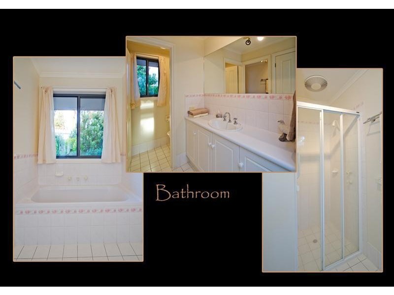 2 Wooding Avenue, Woodcroft SA 5162