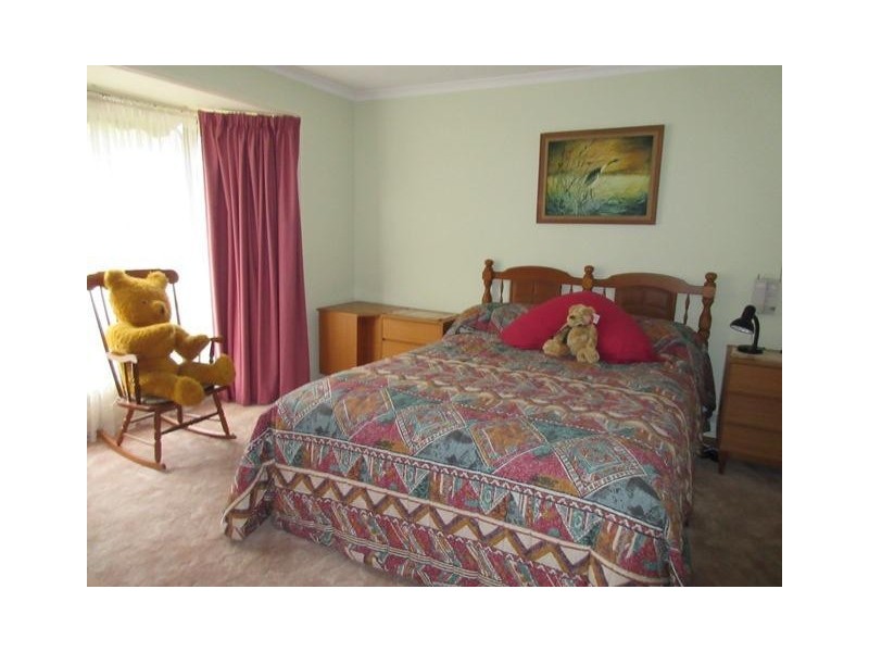 8 Herbert Allan Way, Willunga SA 5172