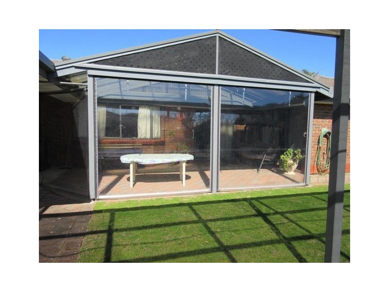 8 Herbert Allan Way, Willunga SA 5172