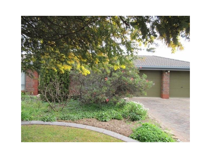 8 Herbert Allan Way, Willunga SA 5172