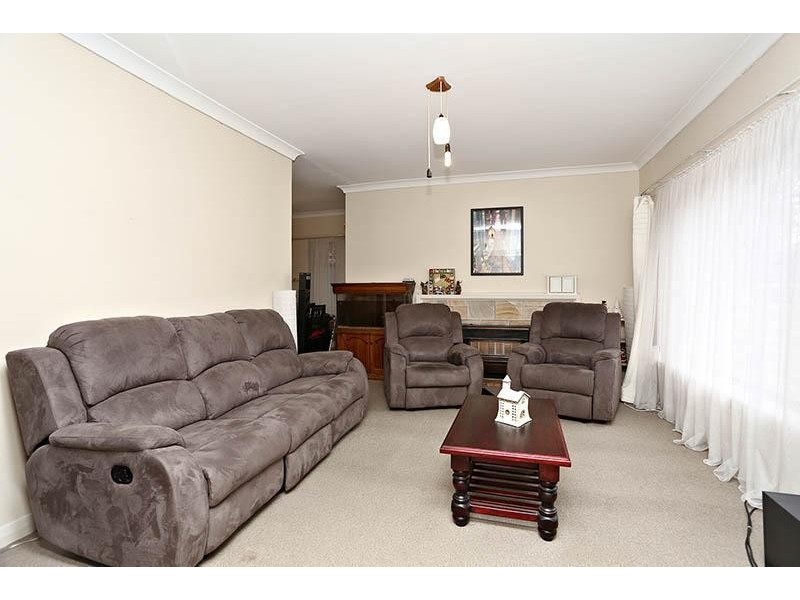 34 Higgins Street, Hackham SA 5163