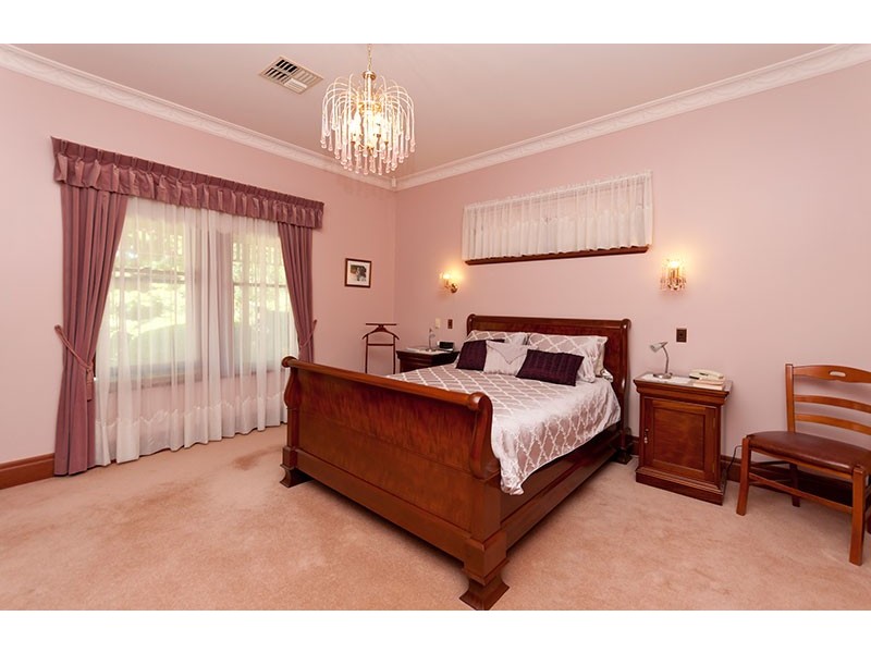 9 Semmens Road, Mclaren Vale SA 5171