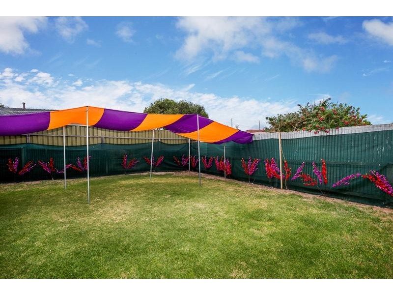 32 Bathurst Avenue, Moana SA 5169