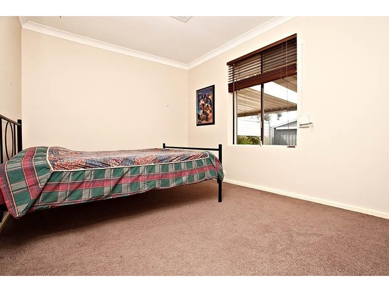 16 Jenner Street, Morphett Vale SA 5162