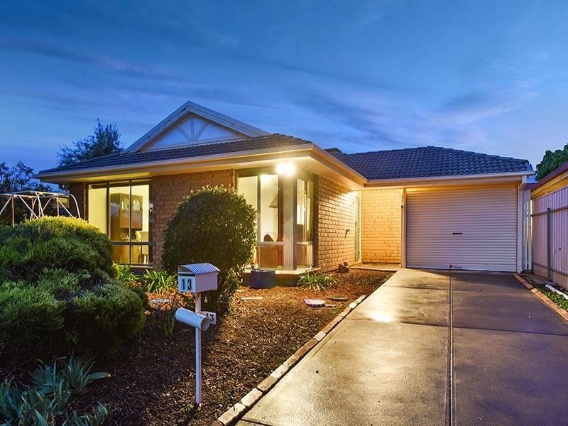 13 Sonar Court, Seaford Rise SA 5169