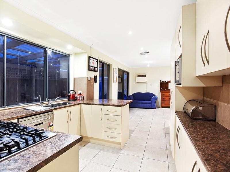 13 Sonar Court, Seaford Rise SA 5169