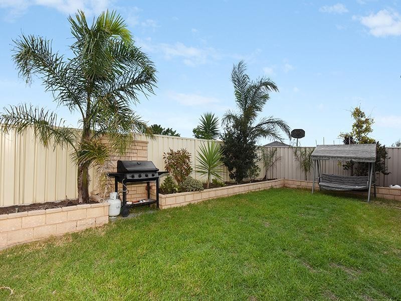 15 Blue Bay Avenue, Aldinga Beach SA 5173