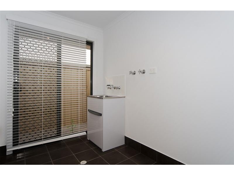 22 Miranda Place, Seaford Meadows SA 5169