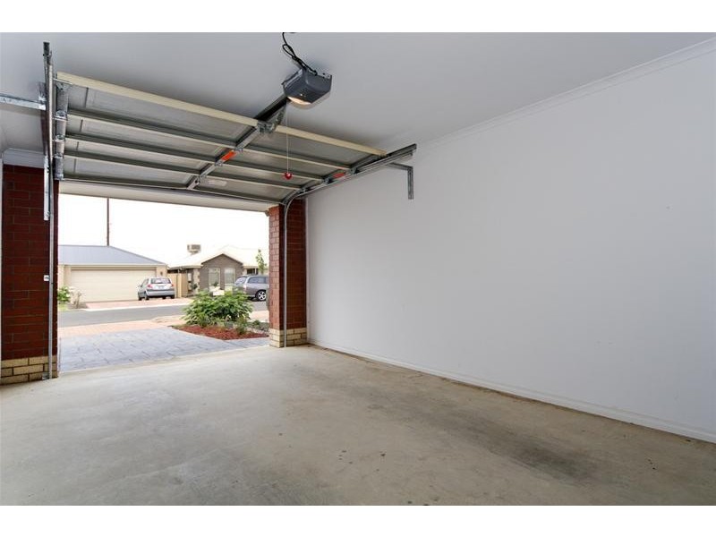 22 Miranda Place, Seaford Meadows SA 5169