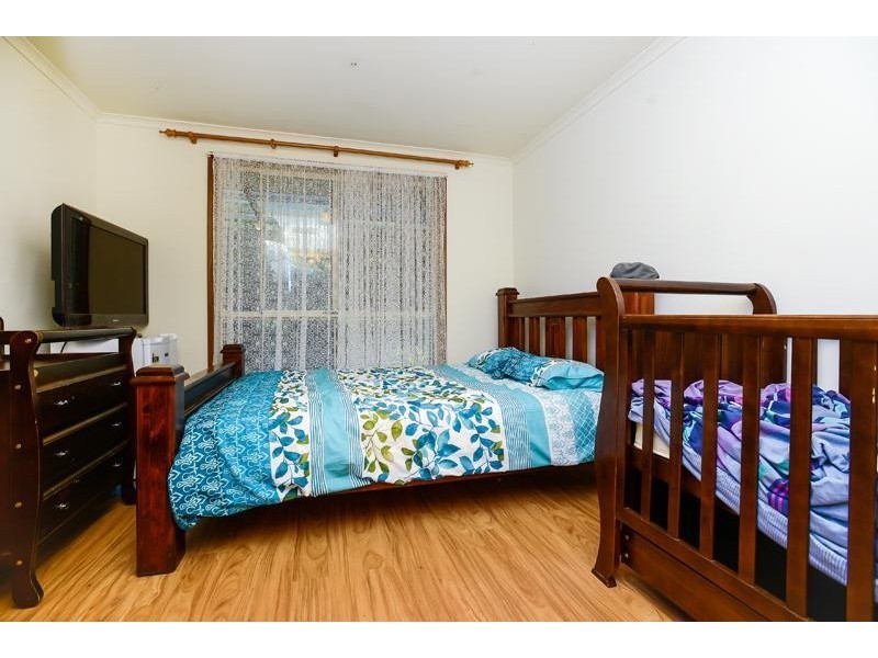 11 Nashwauk Crescent, Moana SA 5169