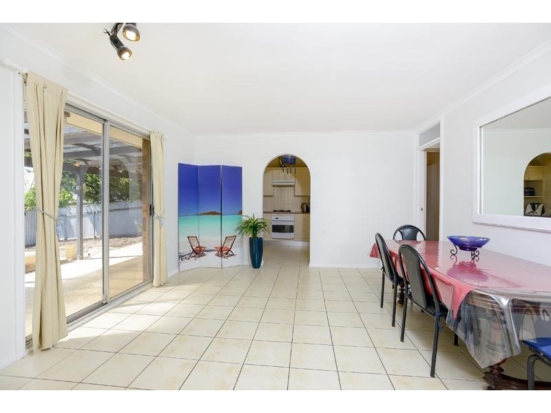 3 Bonnie Court, Christie Downs SA 5164