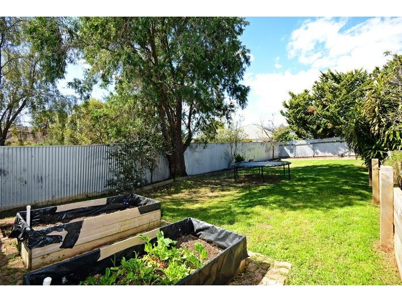 3 Bonnie Court, Christie Downs SA 5164