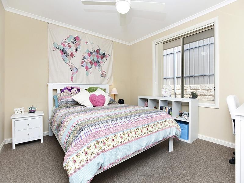 17 Daintree Drive, Seaford Rise SA 5169