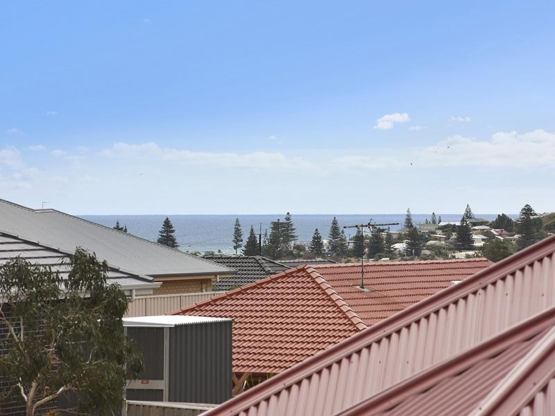 17 Daintree Drive, Seaford Rise SA 5169