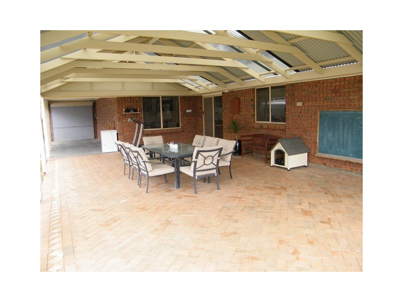 19 Dom Street, Mclaren Flat SA 5171