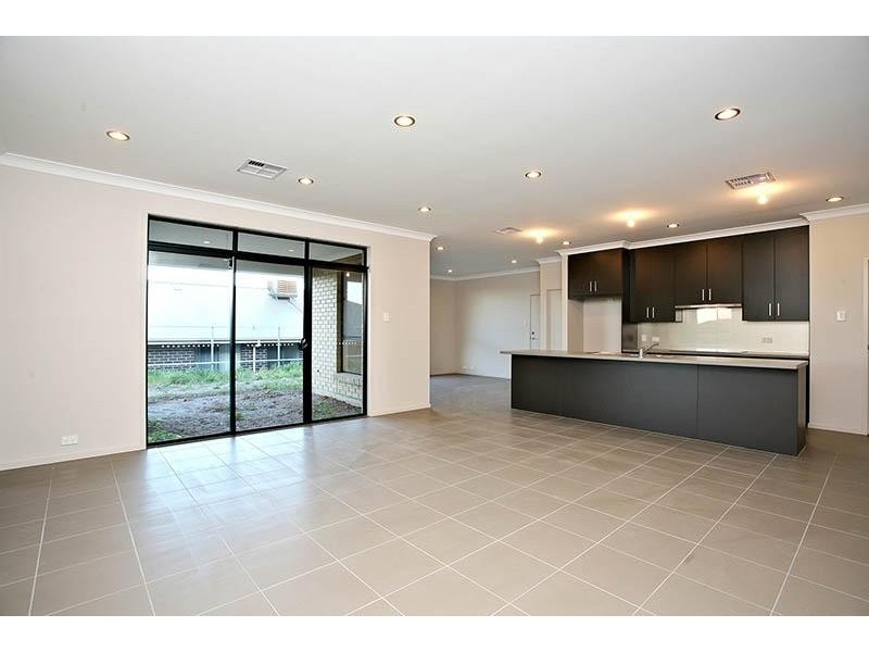 8 Bondi Drive, Seaford Rise SA 5169