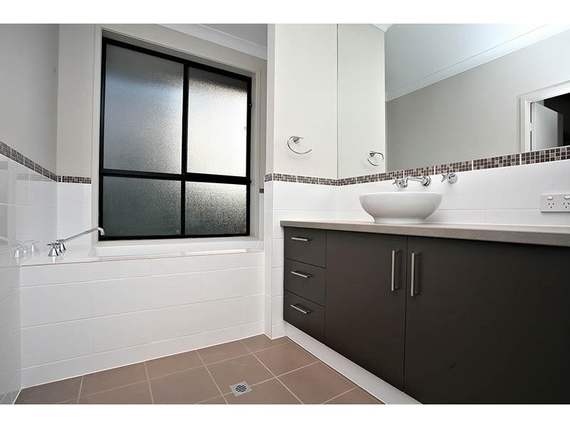 8 Bondi Drive, Seaford Rise SA 5169