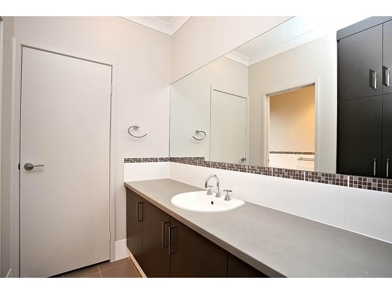 8 Bondi Drive, Seaford Rise SA 5169