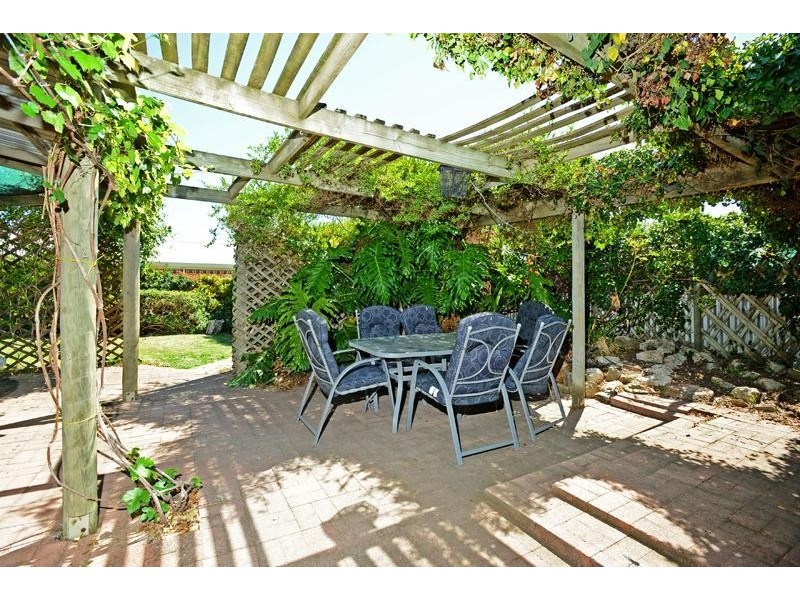 17 Ivy Street, Huntfield Heights SA 5163