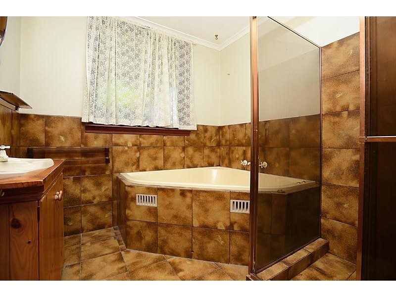 17 Ivy Street, Huntfield Heights SA 5163