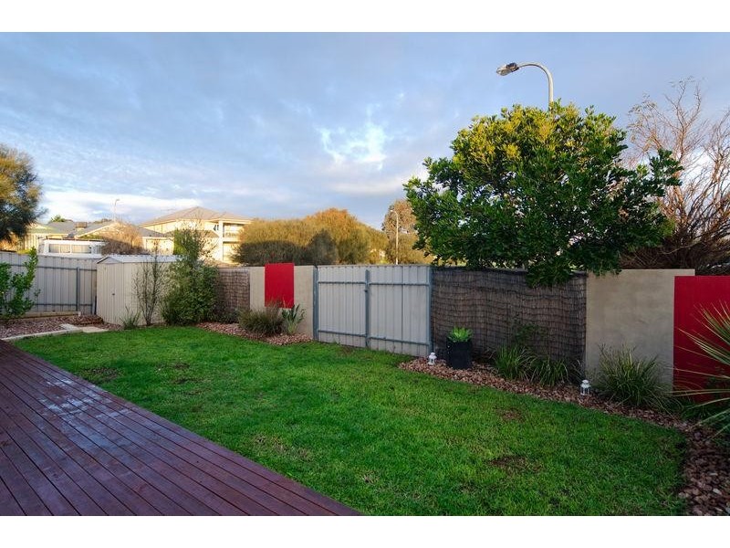 8 Harbour Drive, Seaford Rise SA 5169