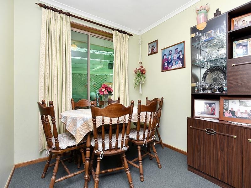 2 Coral Court, Seaford Rise SA 5169