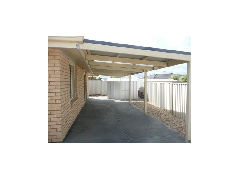 2 Cockle Avenue, Aldinga Beach SA 5173